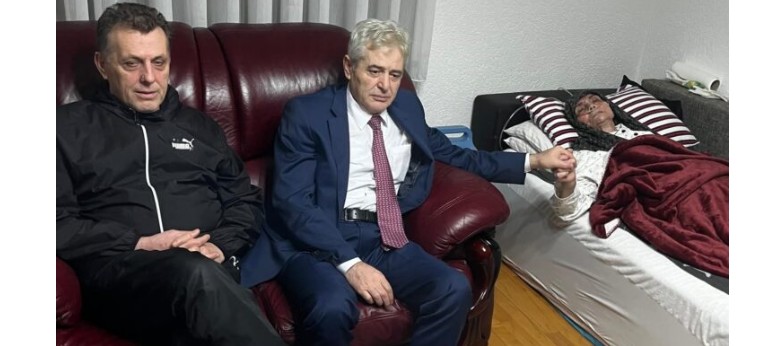 Ali Ahmeti shpreh ngushëllime për ndarjen nga jeta të nënës së Sadulla Durakut