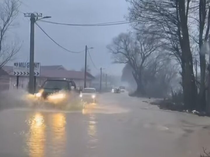 Rruga drejt fshatit Garanë e vërrshuar! (VIDEO)