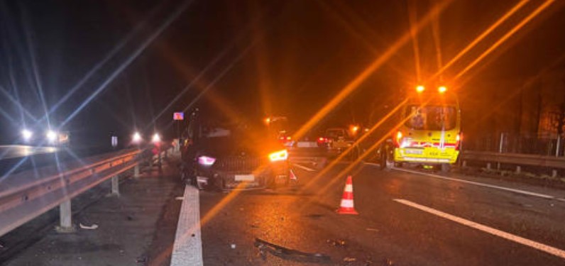 Zvicër: Aksident i rëndë automobilistik pranë Aaraut – dy gra të lënduara