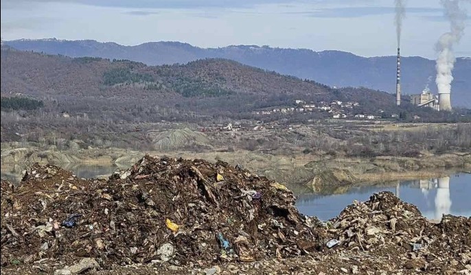 Të mbytur në mbeturina dhe ndotje! Pse e ndosim ambientin?