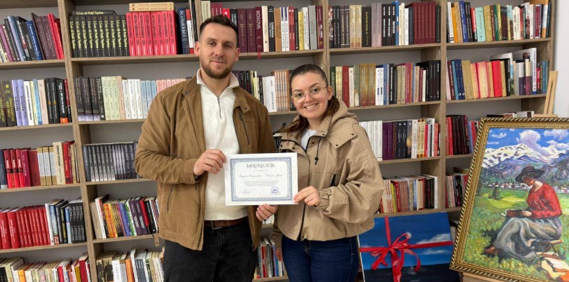 Shoqata Humanitare Kërçova nga Vjena mbështet bibliotekën shqipe në Manastir