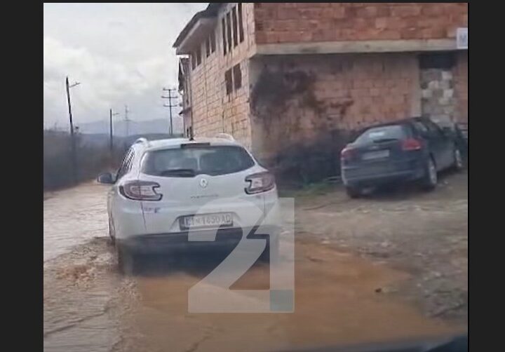 Përmbytje edhe në lagjen Ivanidoll të Kërçovës (VIDEO)