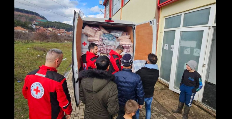Kërçovë Kryqi i Kuq u del në ndihmë qytetarëve
