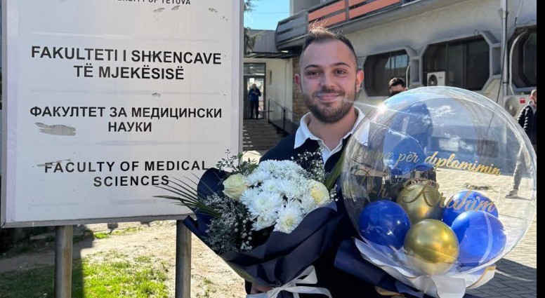 Urime: Kërçovës i shtohet edhe një mjek i ri – diplomohet Dr. Rrahim Ballazhi