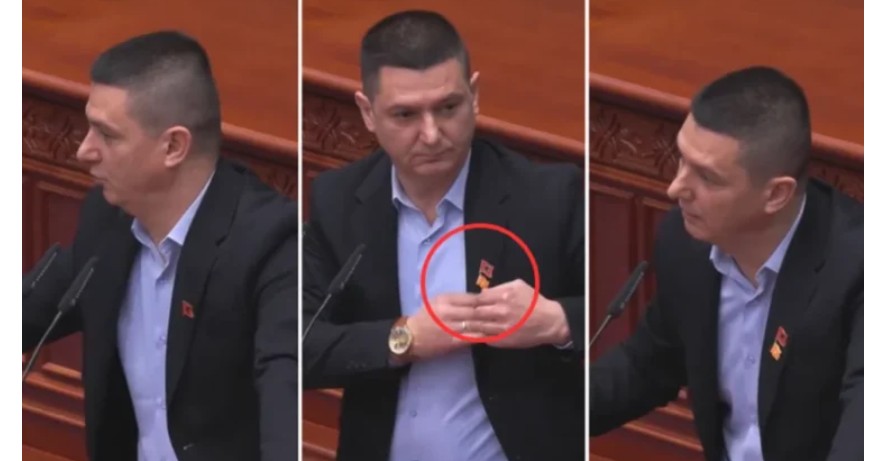 Mickoski i dhuron flamurin e Maqedonisë deputetit Riad Shaqiri (VIDEO)