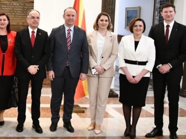 Valbona Adili Emini: Sot patëm nderin të mirëpresim në Kuvend Presidentin e Republikës së Shqipërisë, z.Bajram Begaj.