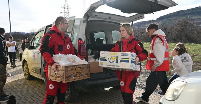 Ndihmë dhe mbështetje për popullatën e prekur nga vërshimet në Kërçovë