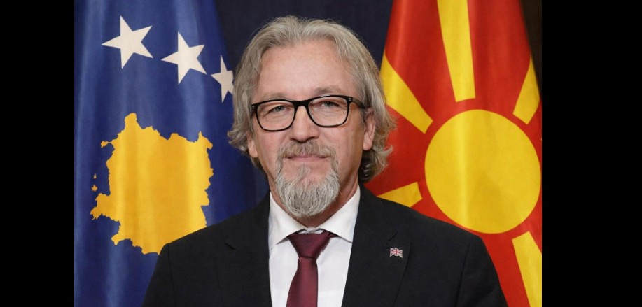 Ministri Fatmir Limani uron Pavarsin e Kosovës