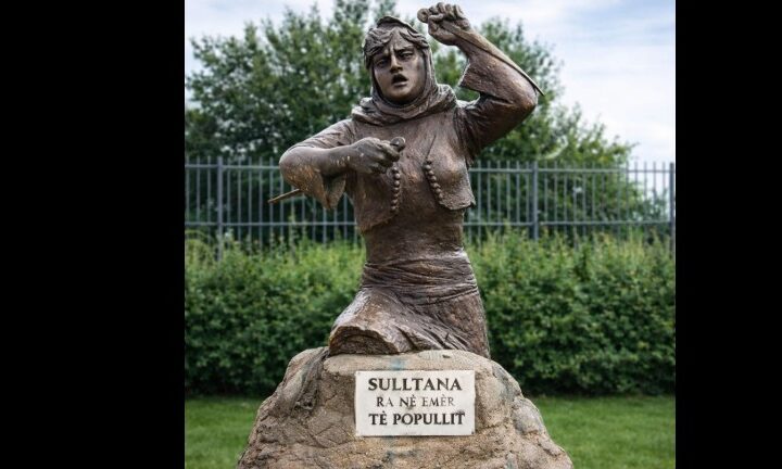 Kënga e Sulltanës kënduar nga Vllezërit Dervishi