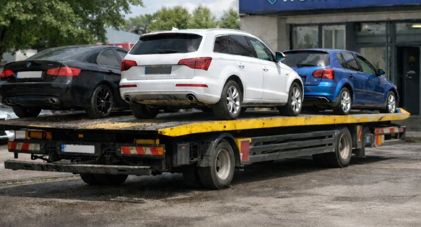 Konfiskohen tri vetura, drejtuesit pa patent shoferi përfundojnë në polici ?