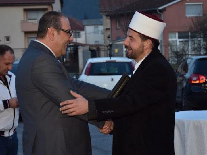 Iftar i përbashkët nga Myftinia e Kërçovë prezent dhe kryetari Jovanoski