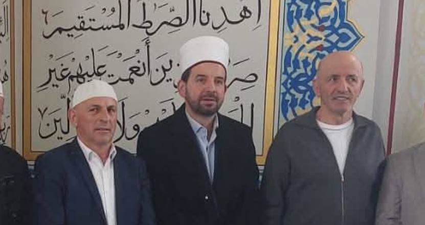 Xhamia në Pllasnicë merr emrin “Ismail Bey”