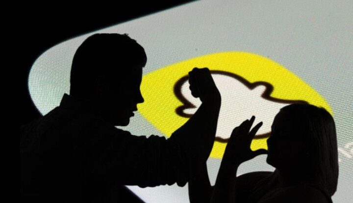 “Ma fshiu Snapchat-in dhe më rrahu” – e mitura denoncon në Polici babanë?