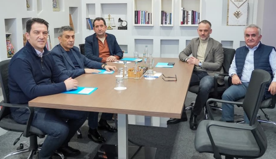 VLEN: Takim me kryetarin e Lidhjes së Diasporës së Bashkuar Kërçovare