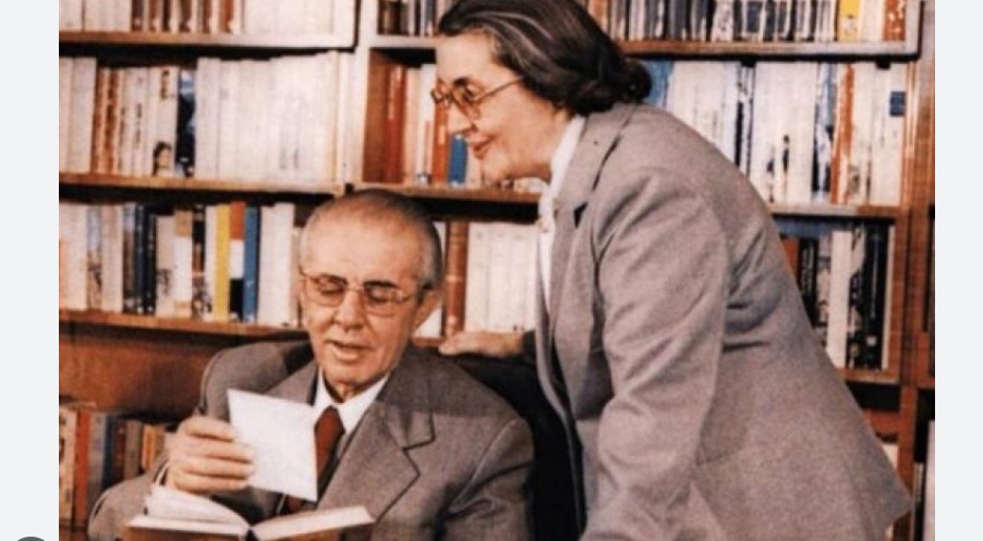 A e dini sa paguheshin Enver dhe Nexhmije Hoxha ?