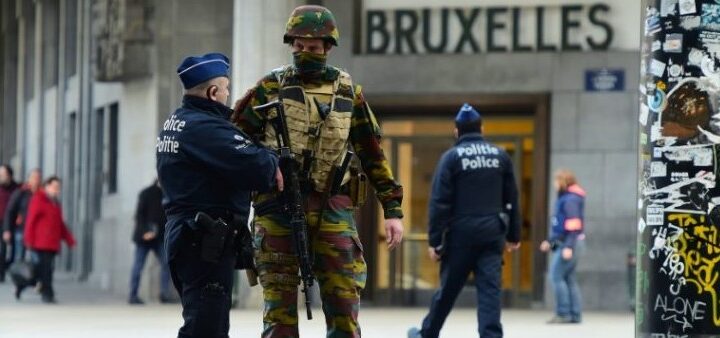 Pse ushtria ka dalë në rrugë në zemër të Evropës !?