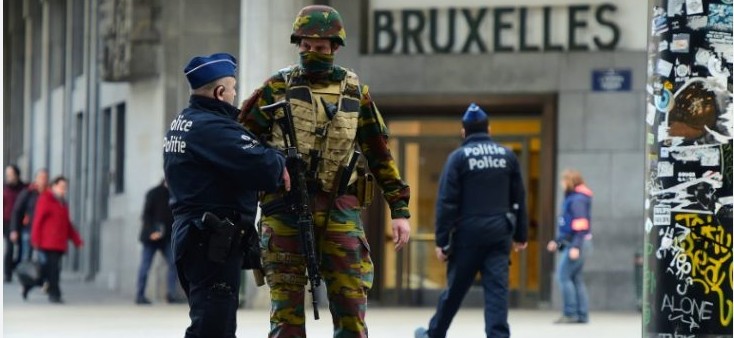 Pse ushtria ka dalë në rrugë në zemër të Evropës !?