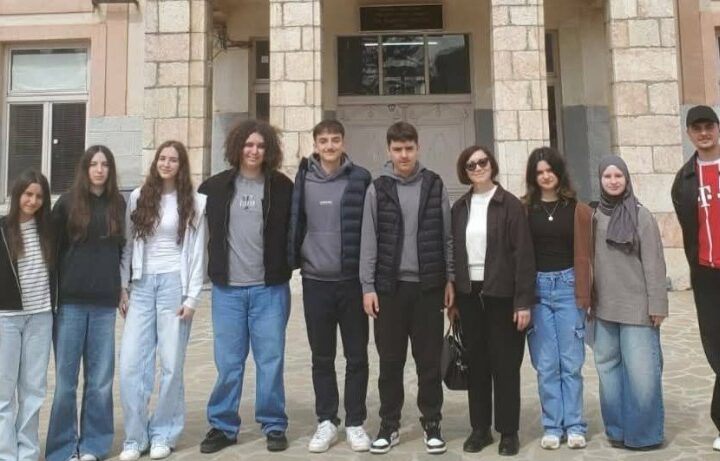 Suksese të shkëlqyera në Kimi: Nxënësit e Gjimnazit “Drita” triumfojnë në garat rajonale