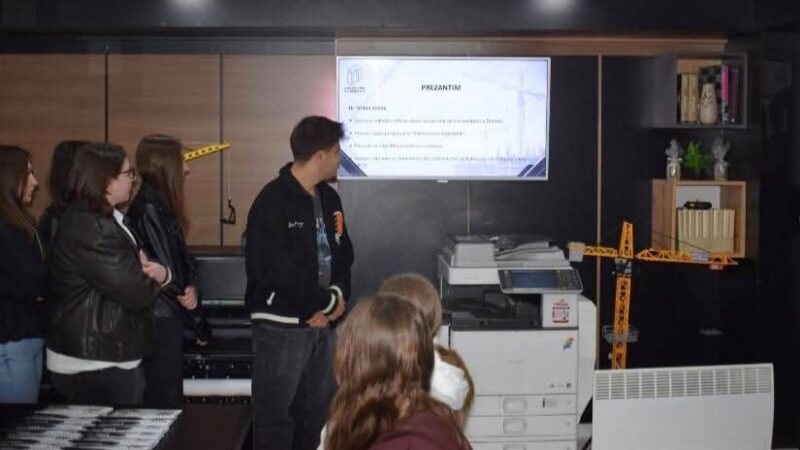 Kërçovë: Maturantët e SHMK“DRITA” njohin nga afër botën e inxhinierisë së ndërtimit