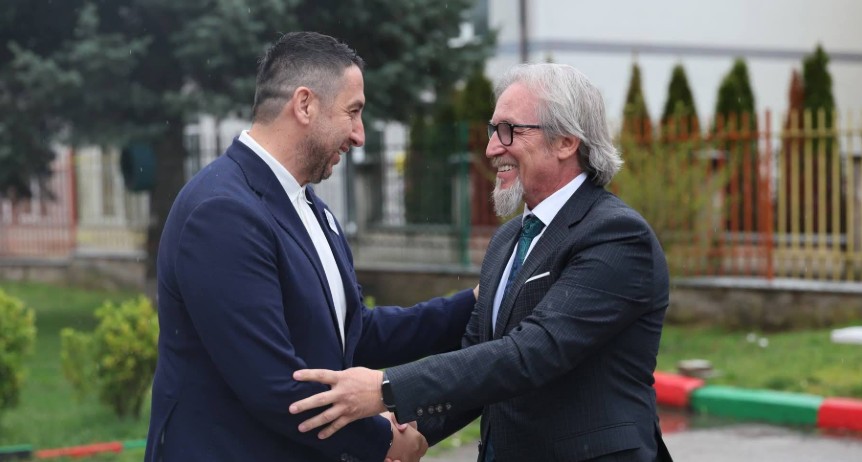 Fatmir Limani vizitoi shkollën Sande Shterjoski në Kërçovë