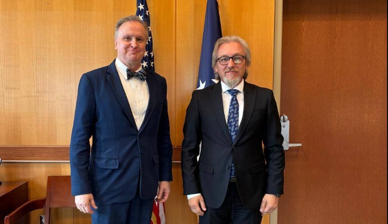 Ministri Fatmir Limani takim me Zv. Ambasadorin e Amerikës