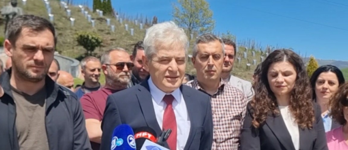 Ahmeti: E kemi detyrim që të mos e harrojmë gjakun dhe sakrificat e dëshmorëve