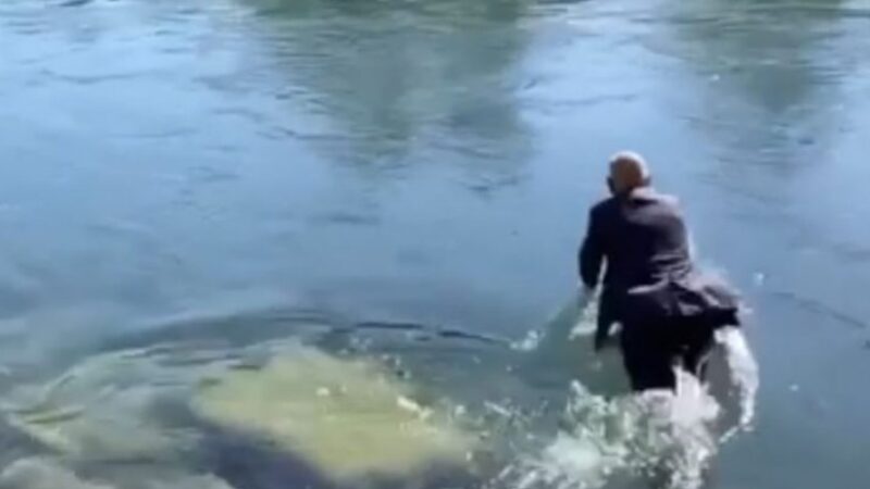 Shqiptari Hero në Zvicër: Shpëton 71-vjeçarin nga lumi Aare