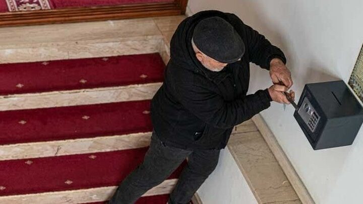 Ky është hajni i dyshuar që vidhte xhamitë ?