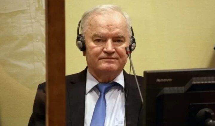 Krimineli Ratko Mlladiq në gjendje të keqe shëndetësore, afër vdekjes