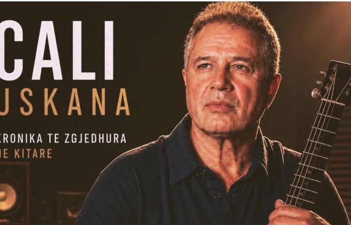 Sali Shabani promovon albumin e ri “Kronika të zgjedhura në kitare” (VIDEO)