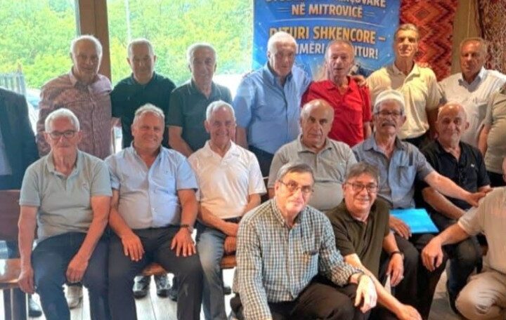 Studentët Kërçovarë në Mitrovicë takohen pas 50 vjetësh