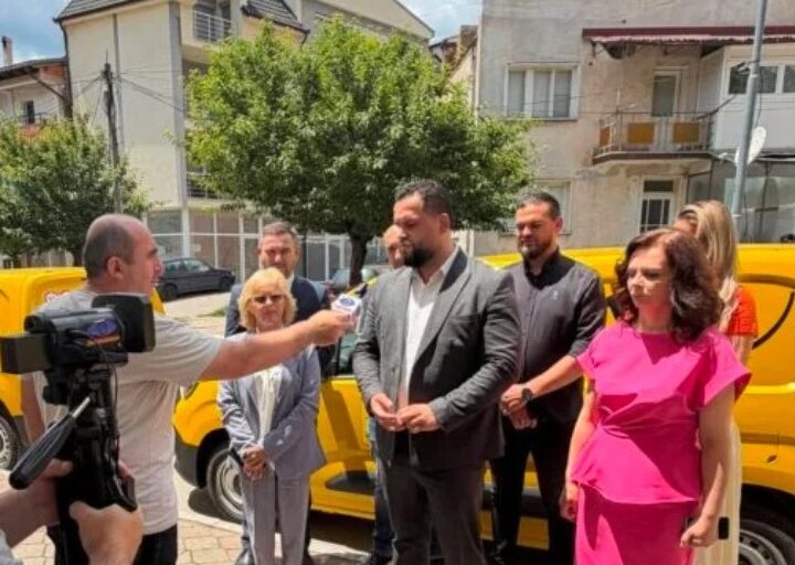 Kurtishi: Pas gati një dekade, Posta e Maqedonisë pajiset me automjete të reja në Ohër dhe Kërçovë