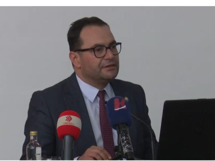 Kushtrim Ahmeti fiton garën për Rektor të Universitetit të Tetovës