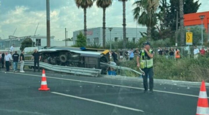 Aksident i rëndë ! Përmbyset autobusi, humbin jetën dy persona