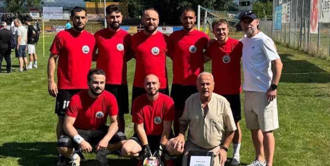 Leshnica fituese e vendit të parë në Turnen Tradicional Kërçovar ne Zvicër