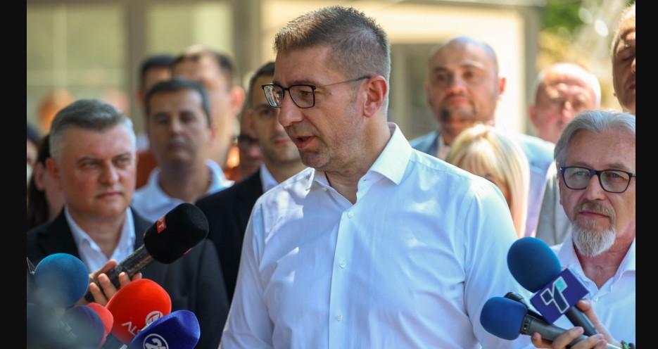 Mickovski: Emrat e ministrave të rinj, më 1 korrik para deputetëve ?