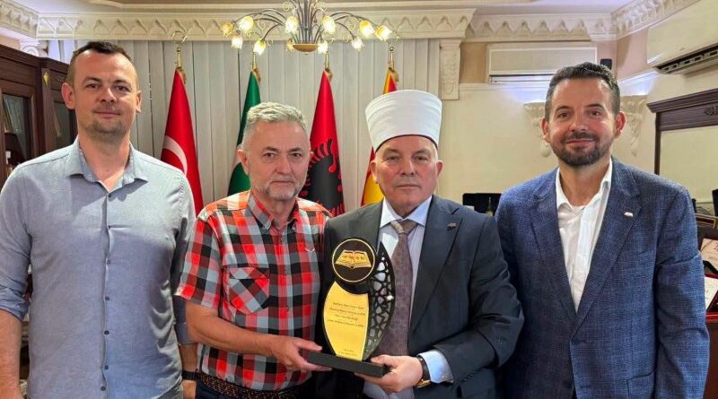 Myftiu i Kërçovës, H. Qamil ef. Rushiti, uron Reisul Ulemanë për titullin “Doctor Honoris Causa”