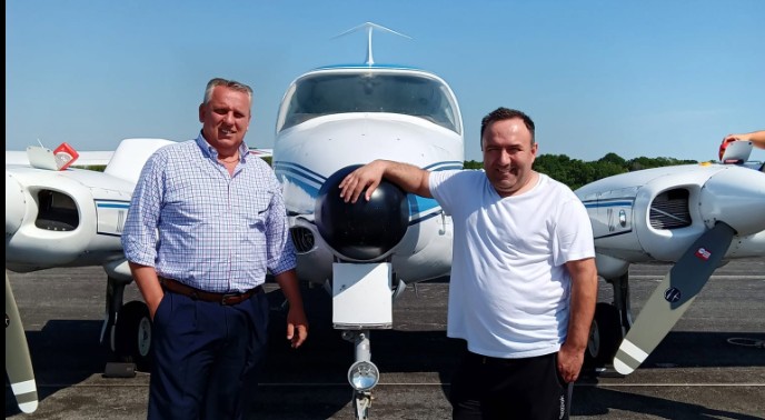 Qazim Asan, kërçovari që ka aeroplan privat në Amerikë