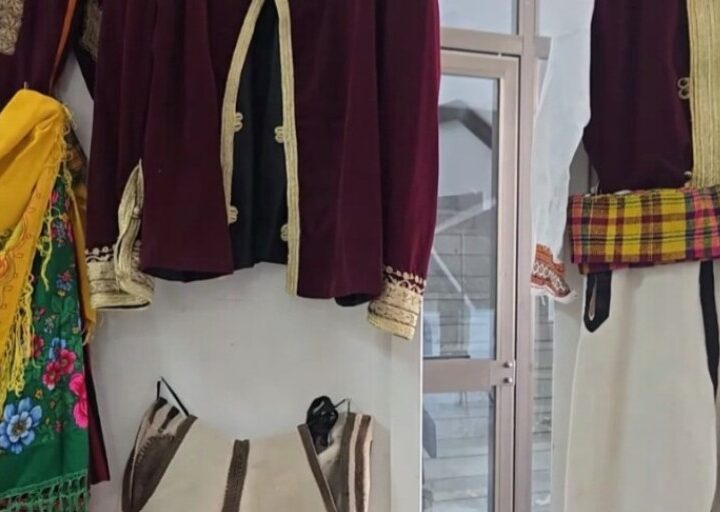 Ekspozohen veshje tradicionale në kuadër të “Kërçova, qytet i kulturës 2026”
