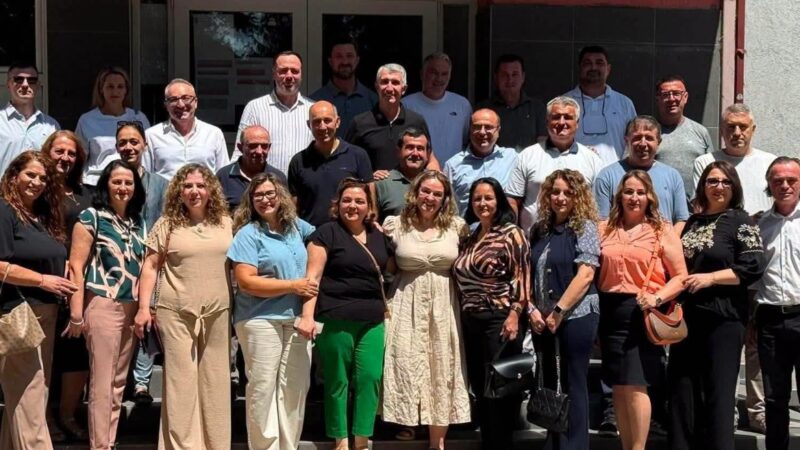 Kërçovë: Pas 30 vitesh, ish-maturantët  rikujtojnë vitet më të bukura të rinisë