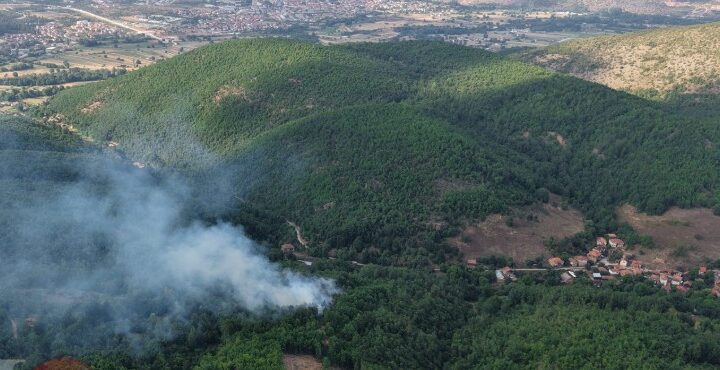 Zjarr shpërtheu në fshatin Dolencë të Kërçovës !