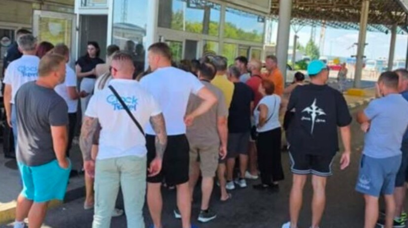 “Safe City“ mërgimtarët rreshtohen në kufi për të paguar gjobat !