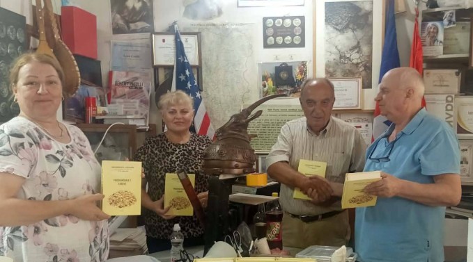 Dr.Sc.Gafurr Ajrulli, na sjell botimin e ri me titull” PRODHIMTARIA E FARAVE”
