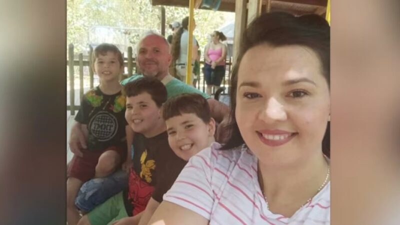 Tragjedia e familjes shqiptare në Amerikeë! Nga zjarri humbën jetën tre fëmijët e tyre?