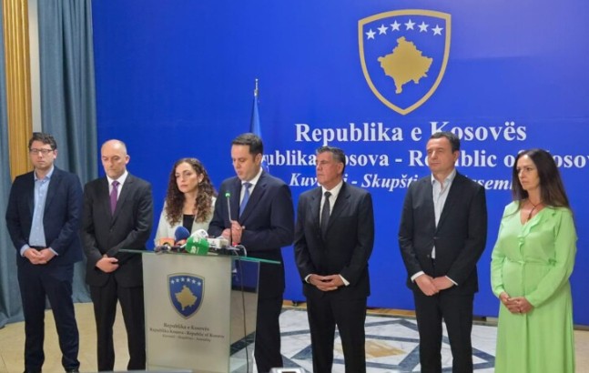 Urime: Arrihet marrëveshja për Presidentin e Kosovës