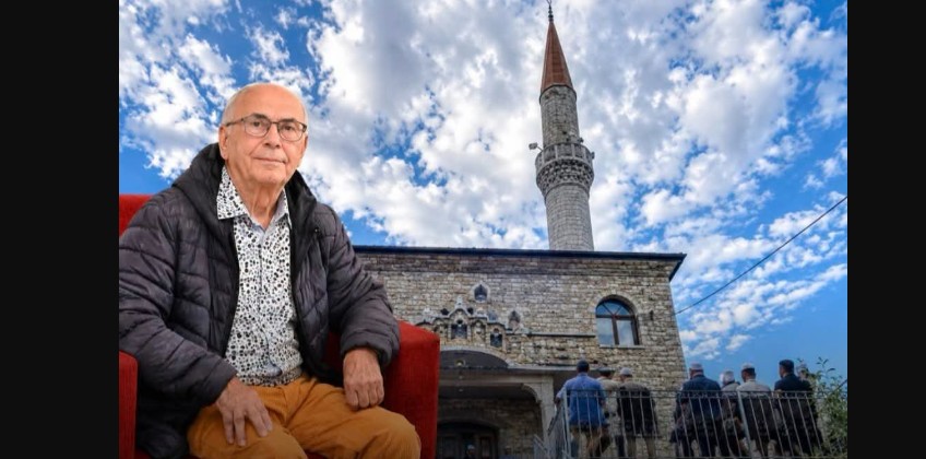 E shiti shtëpinë në Francë për të ndërtuar një xhami në vendlindje