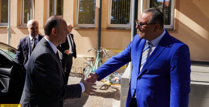 Kryetari i Kuvendit të Republikës së Maqedonisë Afrim Gashi vizitoi Komunën e Kërçovës