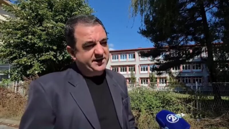 Si u shkarkua drejtori i gjimnazit “Drita” në Kërçovë ! A u gjetën gabime apo u inicua nga dikush ? (VIDEO)