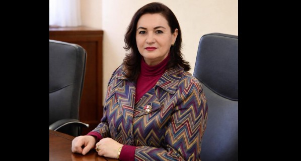 Valbona Adili Emini: Një vit i ri shkollor nis, 1 Shtatori vjen nesër dhe bashkë me të, një kapitull i ri për fëmijët tanë.