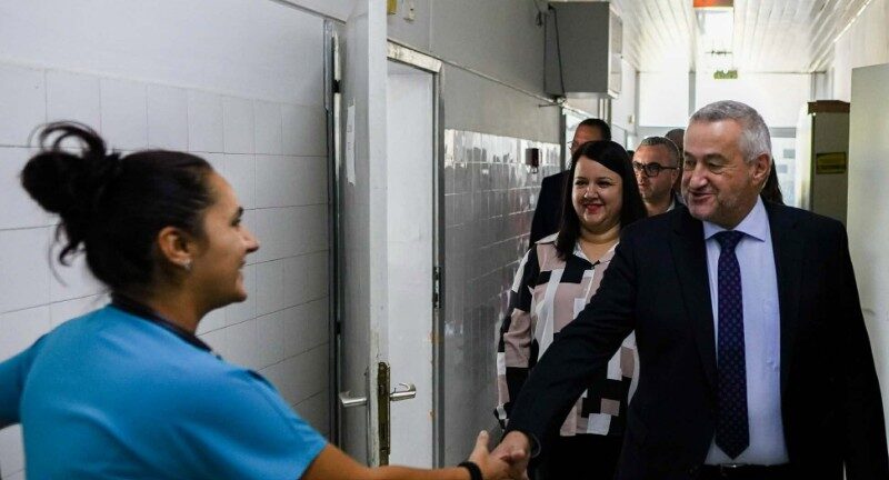 Spitali i Kërçovës përparon që tani thotë ministri Klekovski ?